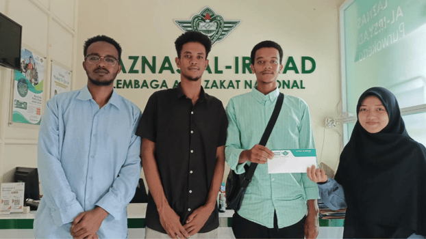 LAZNAS Al Irsyad Purwokerto Salurkan Uang Saku Rutin untuk Mahasiswa Cendekia Asal Sudan
