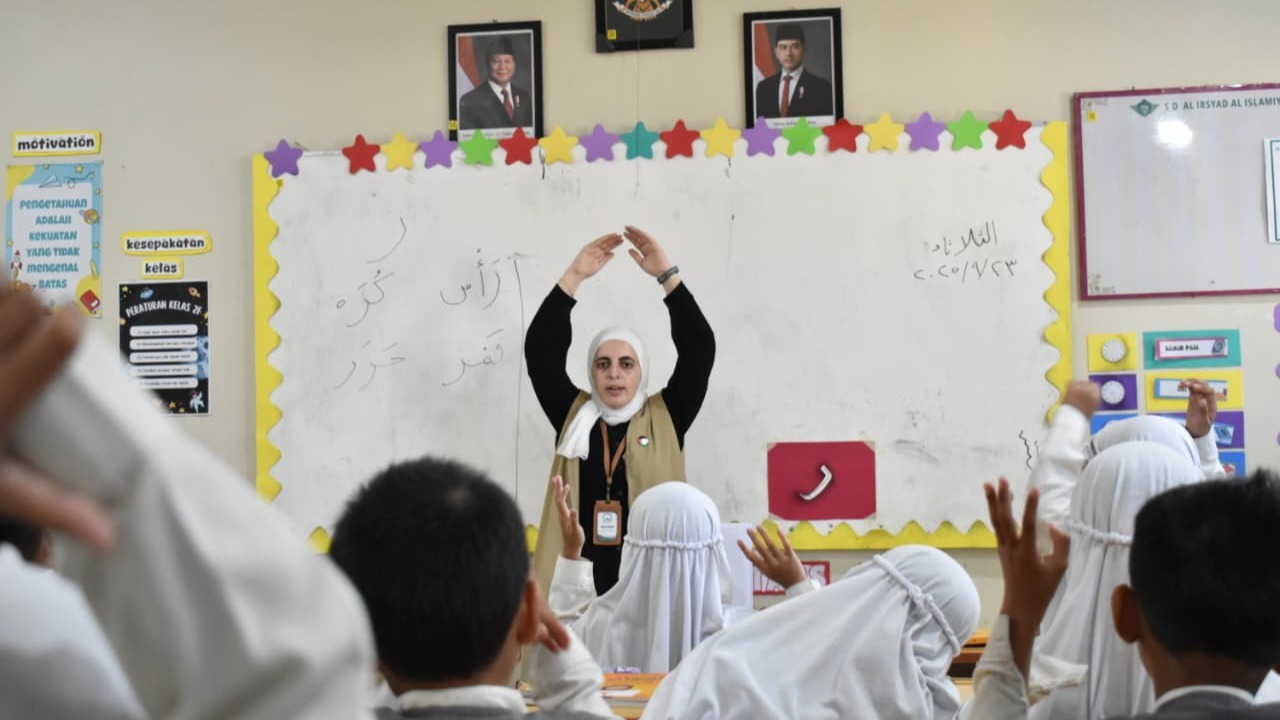 LPP Al Irsyad Purwokerto Hadirkan Guru Tamu dari Yordania, Segarkan Pembelajaran Bahasa Arab di Semua Jenjang