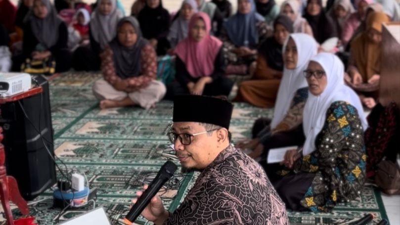 Isi Seminar Parenting, Ketua Lajnah Kaderisasi Sebut Kunci Pendidikan Anak adalah Orang Tua yang Siap Berubah