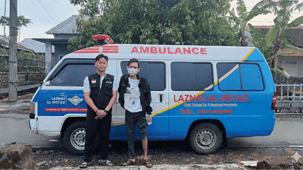 Ambulans Dhuafa LAZNAS Al Irsyad Antar Pasien Kalisno Pulang dari Opname di RS Purbalingga ke Pemalang