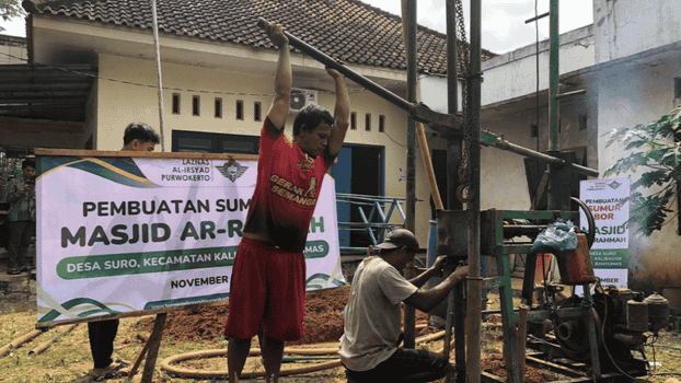 Rawan Kekeringan, Desa Suro Banyumas Mendapat Bantuan Sumur Bor dari LAZNAS Al Irsyad Purwokerto