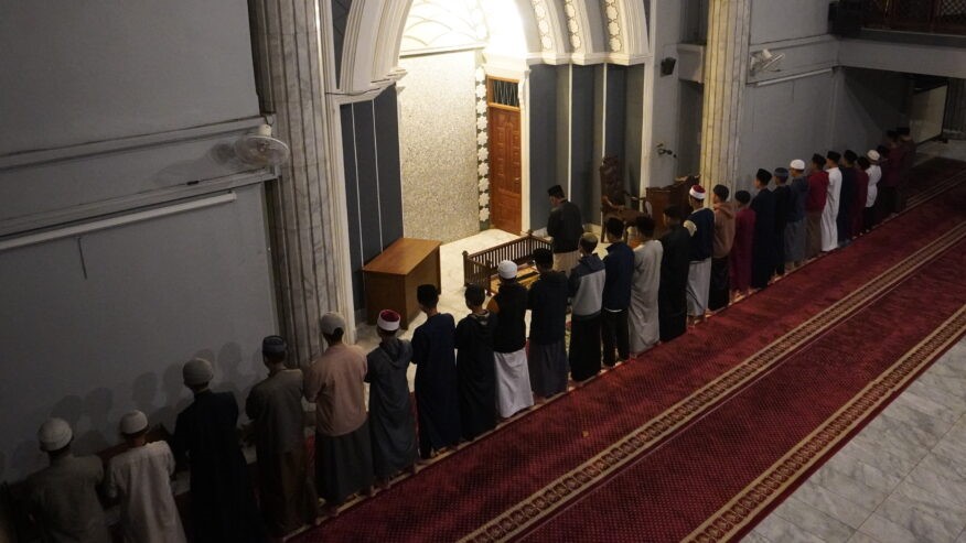 Santri AABS Menguatkan Koneksi Spiritual melalui Safari Qiyamul Lail di Masjid Fatimatuzzahra Purwokerto