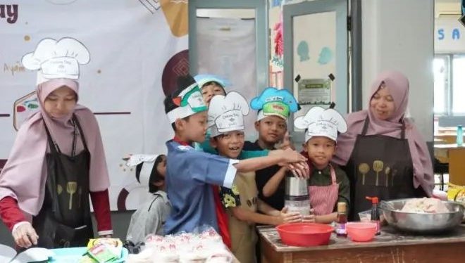 Koki Cilik Beraksi: Siswa Kelas 3 Gelar Cooking Day Membuat Dimsum Ayam dan Sayur