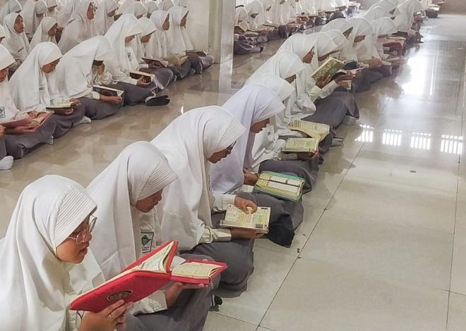 Siswa SMP Al Irsyad Al Islamiyyah Purwokerto Gemar Tadarus Al Quran