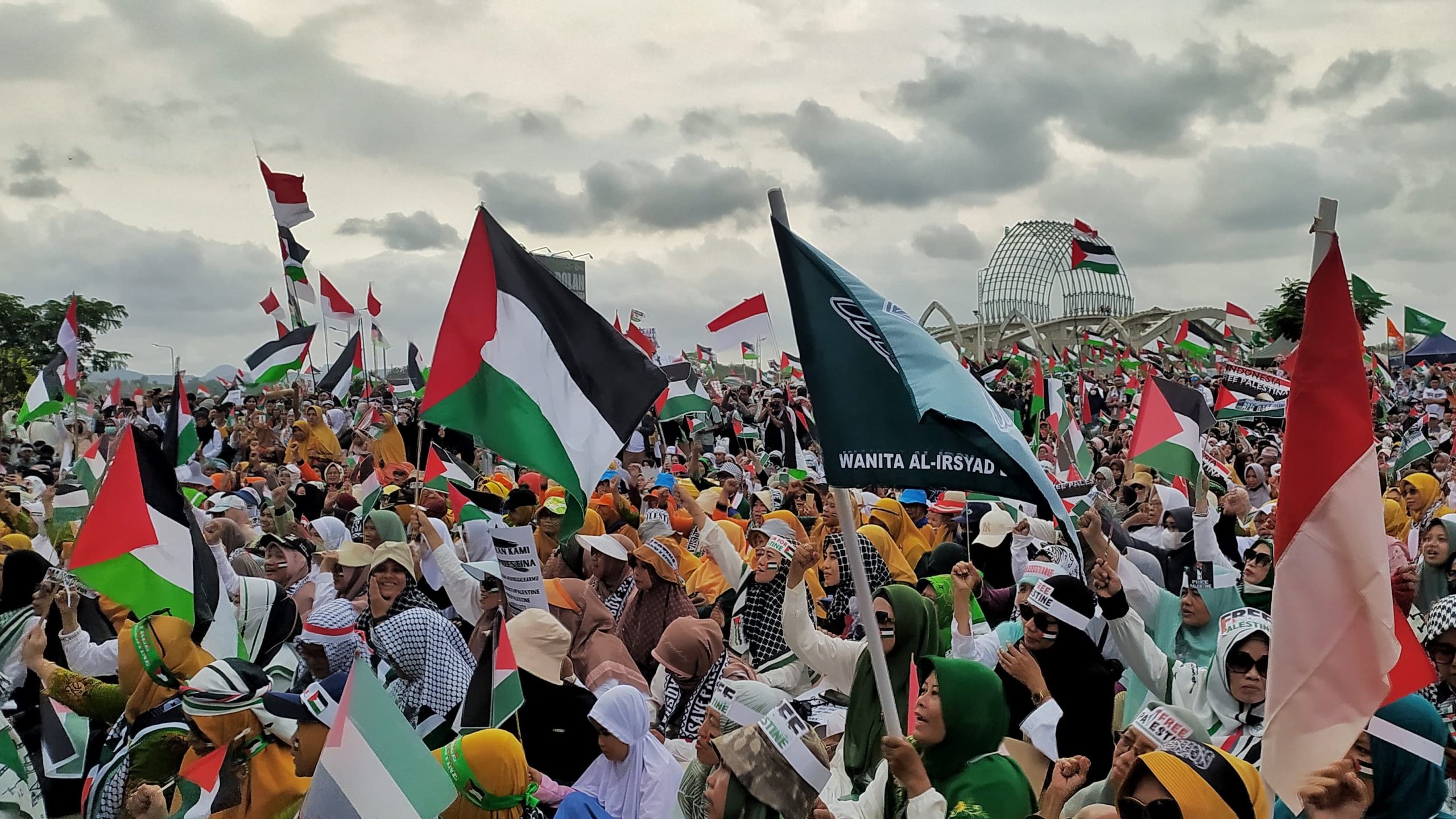 Al Irsyad Bersama MUI; Aksi Damai Peduli Palestina Berhasil Hadirkan 27 Ribu Warga Purwokerto