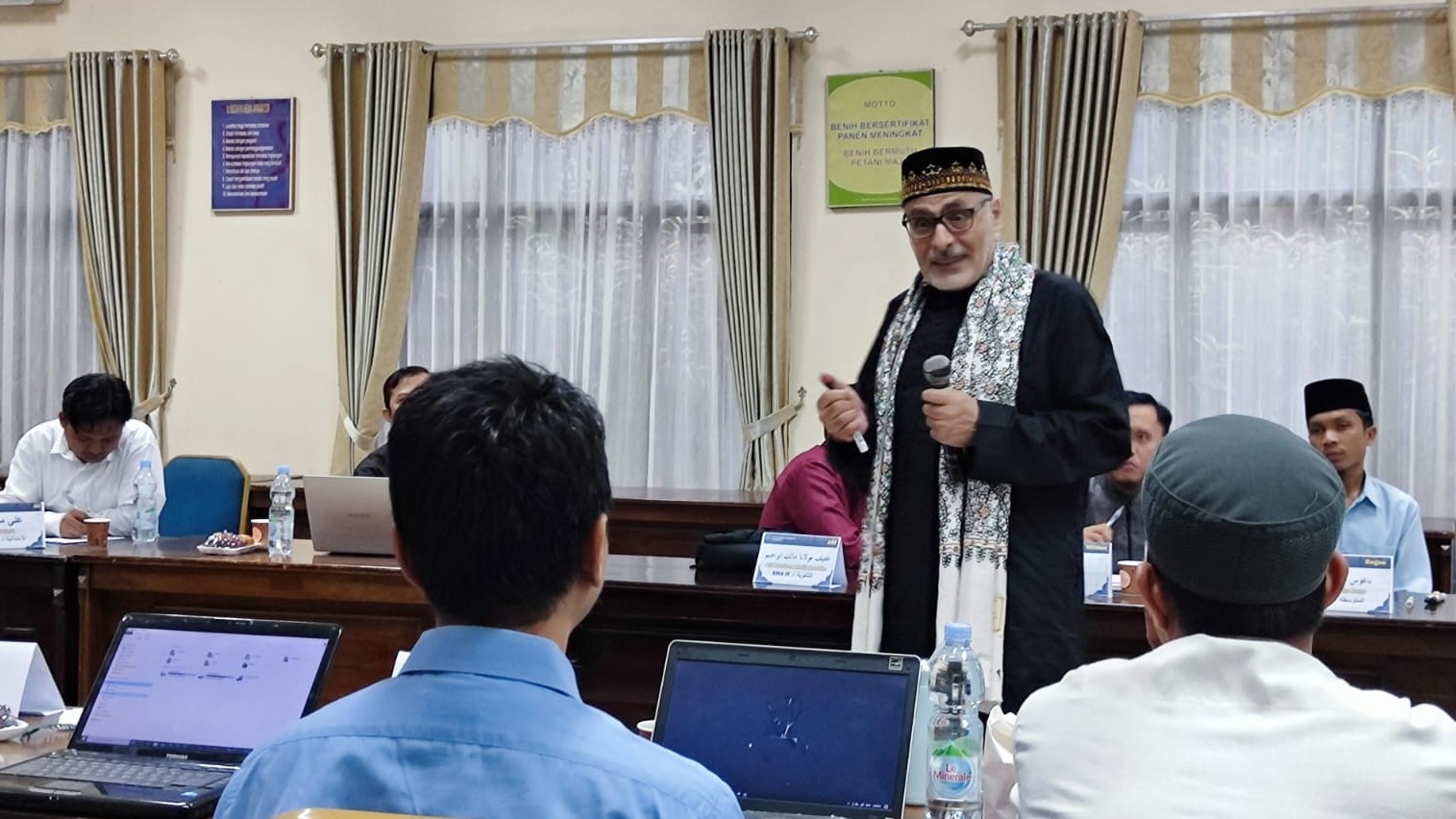 Undang Profesor dari Mesir, 12 Guru Al Irsyad Purwokerto Ikuti Dauroh Bahasa Arab dan Al Quran Bersanad