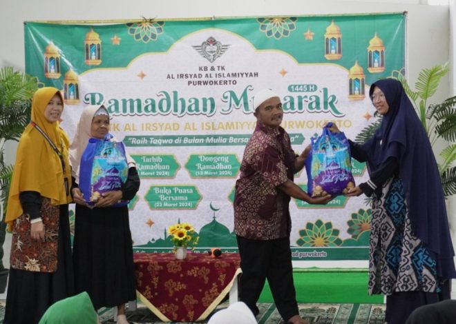 KB-TK Al Irsyad Purwokerto Bagi 213 Paket Ramadhan