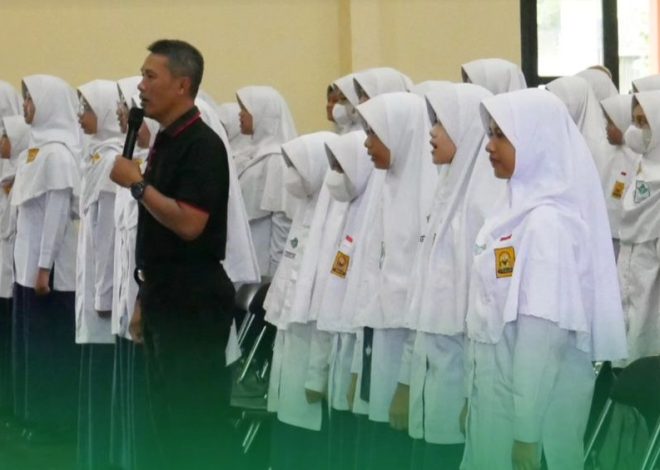 Tingkatkan Disiplin Siswa, SMP Al Irsyad Purwokerto Gandeng SPN POLDA Jateng