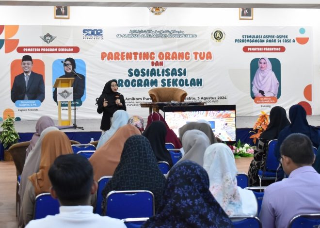 Seminar Parenting: SD Al Irsyad 02 Purwokerto Ajak Wali Murid Menstimulasi Perkembangan Anak