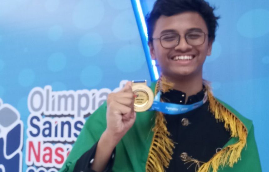 Keren! Siswa SMA AABS Purwokerto Raih Medali Emas OSN Tingkat Nasional 2024